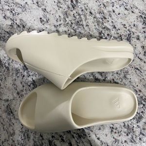 Yeezy slide bone